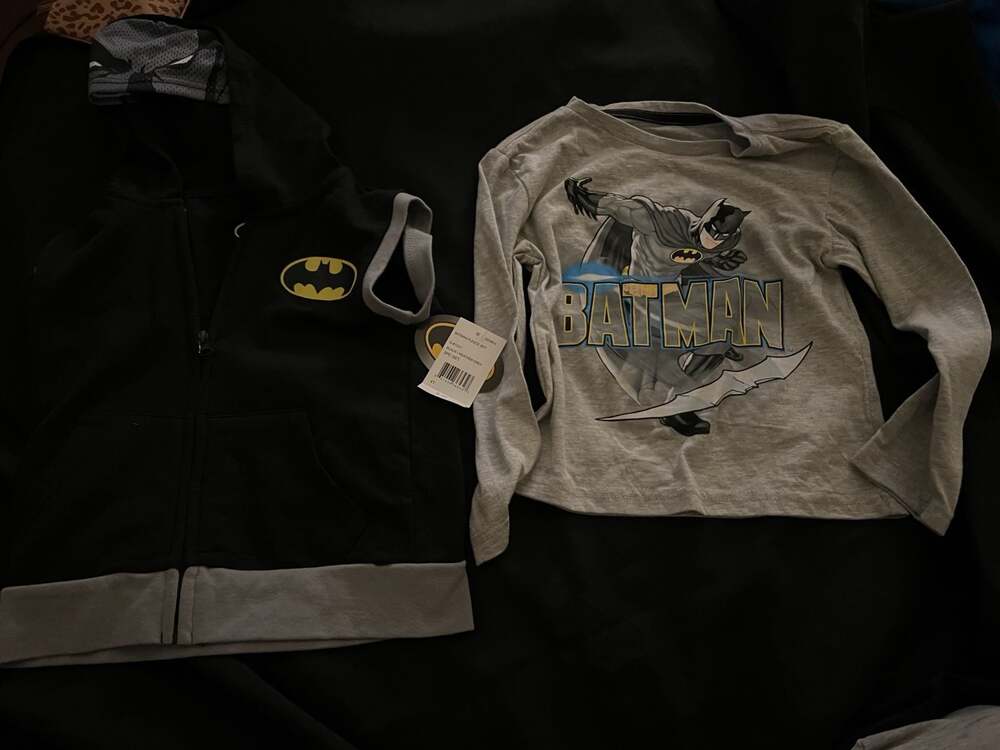 Batman Toddler Boys Fleece 2 Piece Set wZip-Up Hoodie & Long Sleeve Shirt, 4T